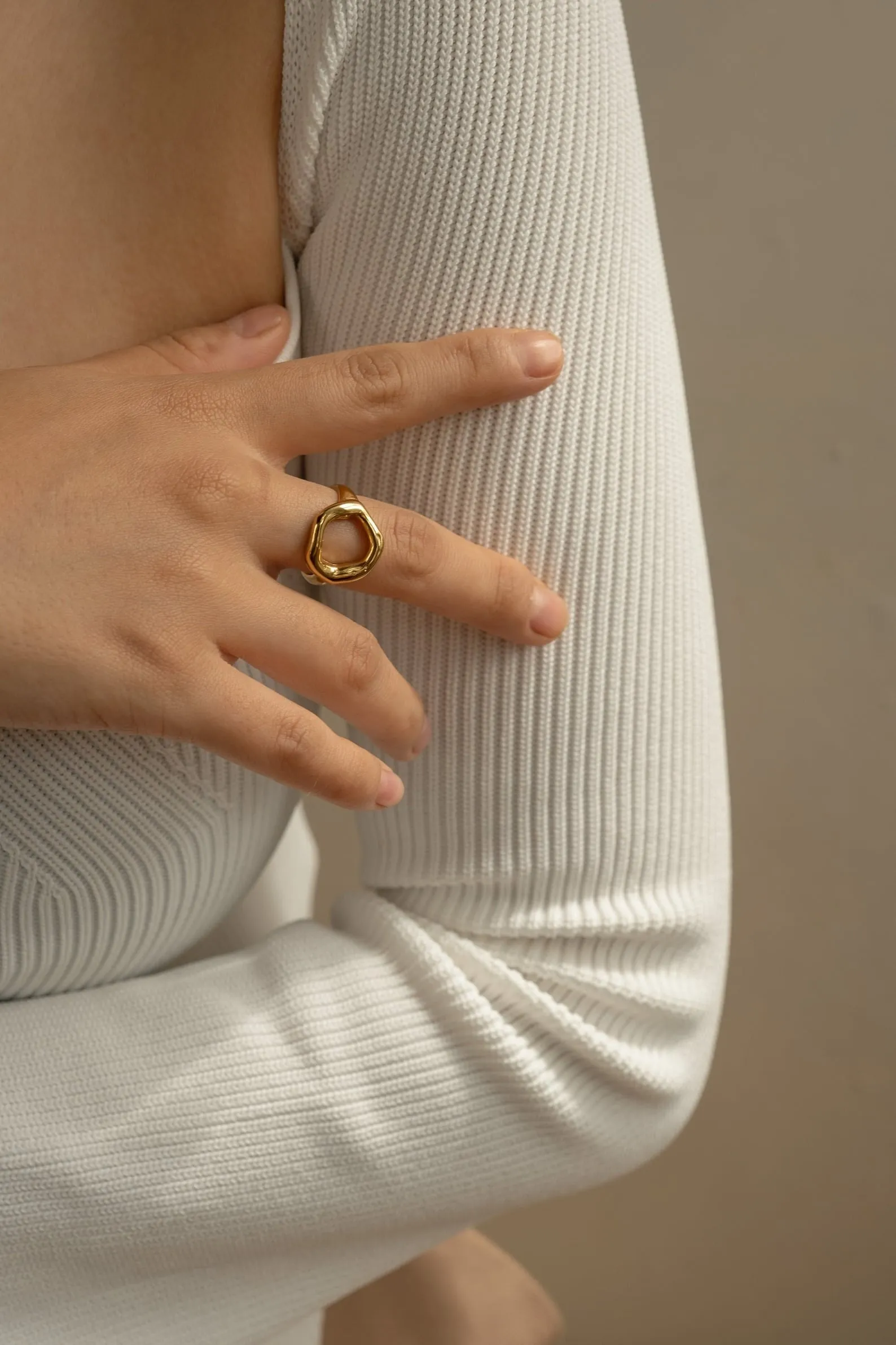 Simple Circle Ring