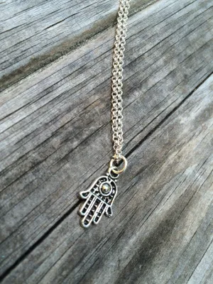 Simple Hamsa Necklace