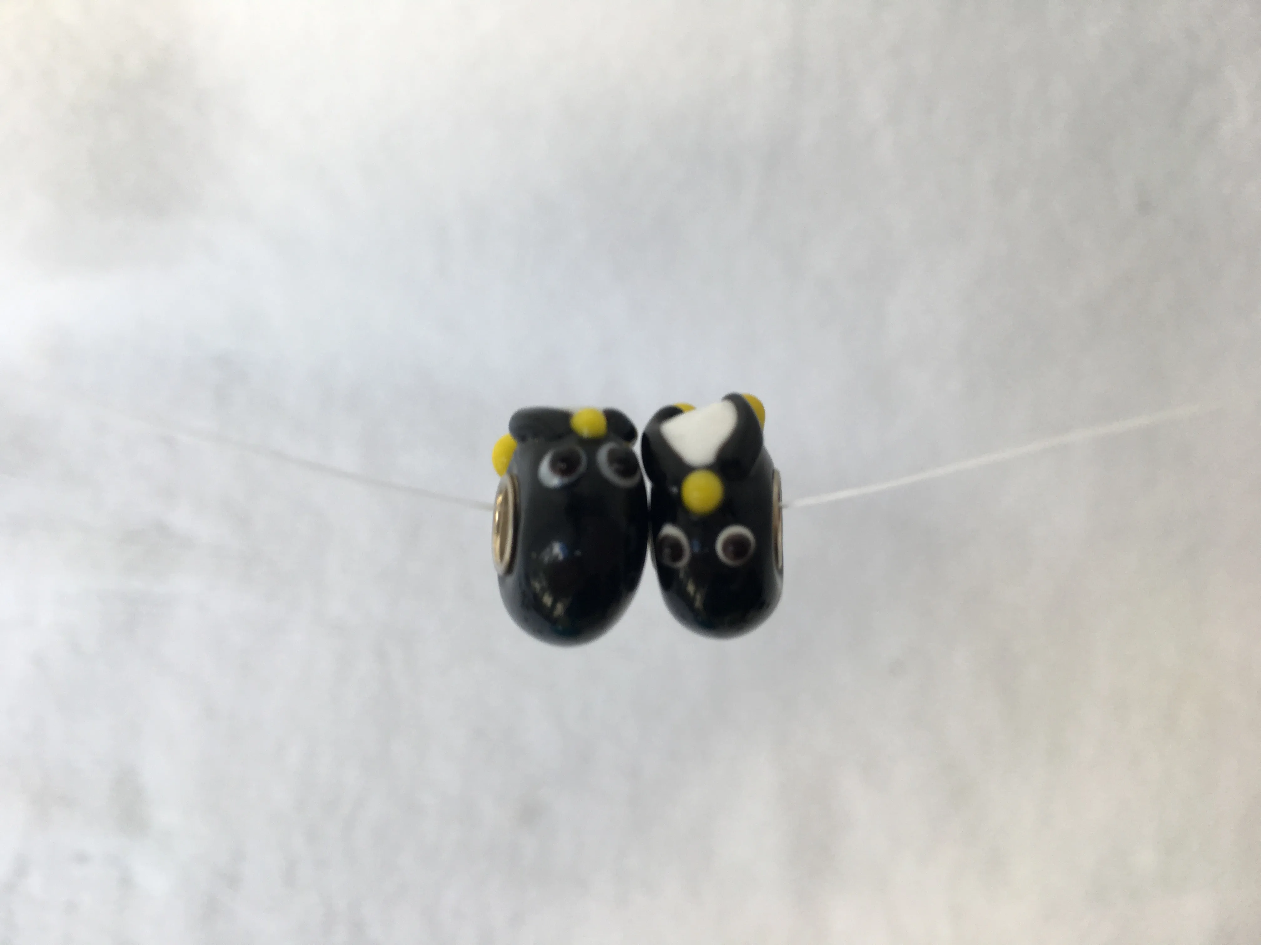 SOLO PENGUIN - European Lampwork G;lass SOLO PENGUIN Bead, BLACK & WHITE