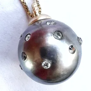 Tahitian Pearl with Diamonds