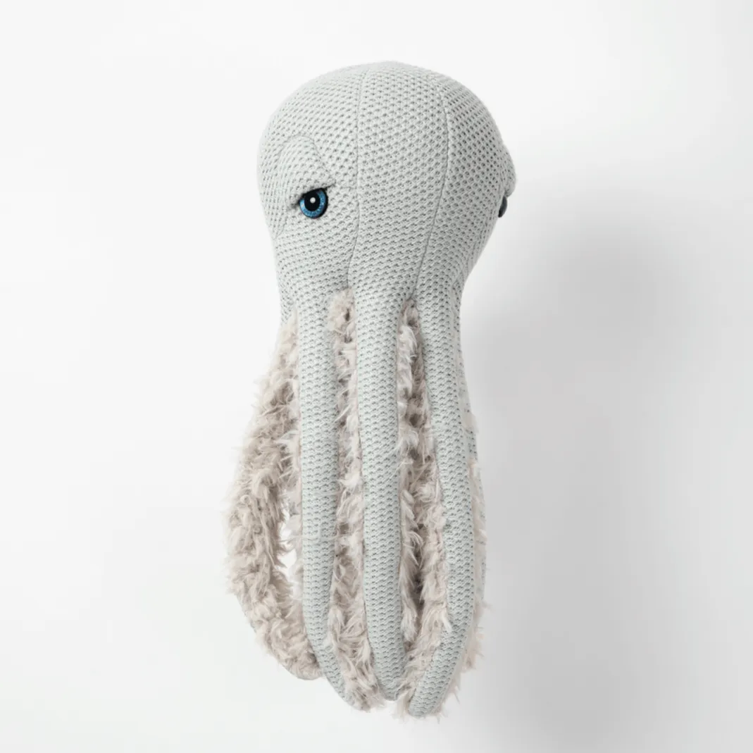 The Small Octopus - Grandma