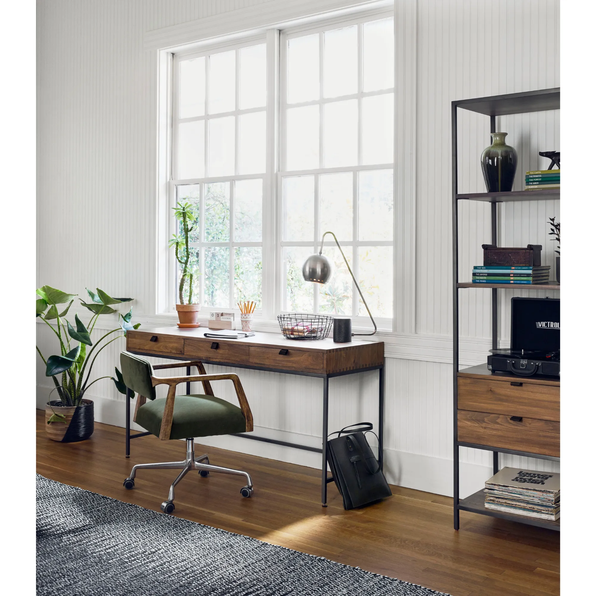 Trey Modular Writing Desk