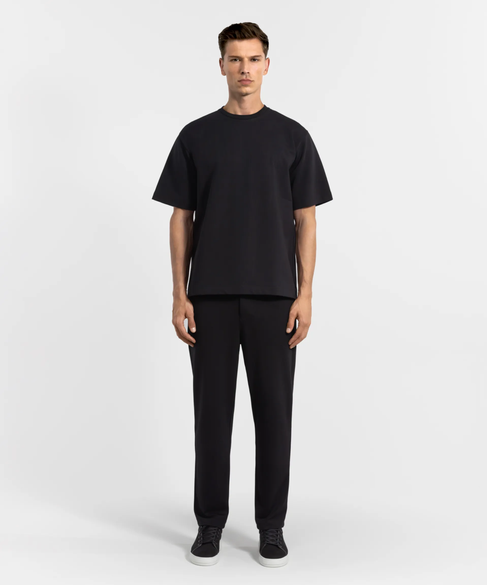 TS 01 Essence Oversized Lightweight Black