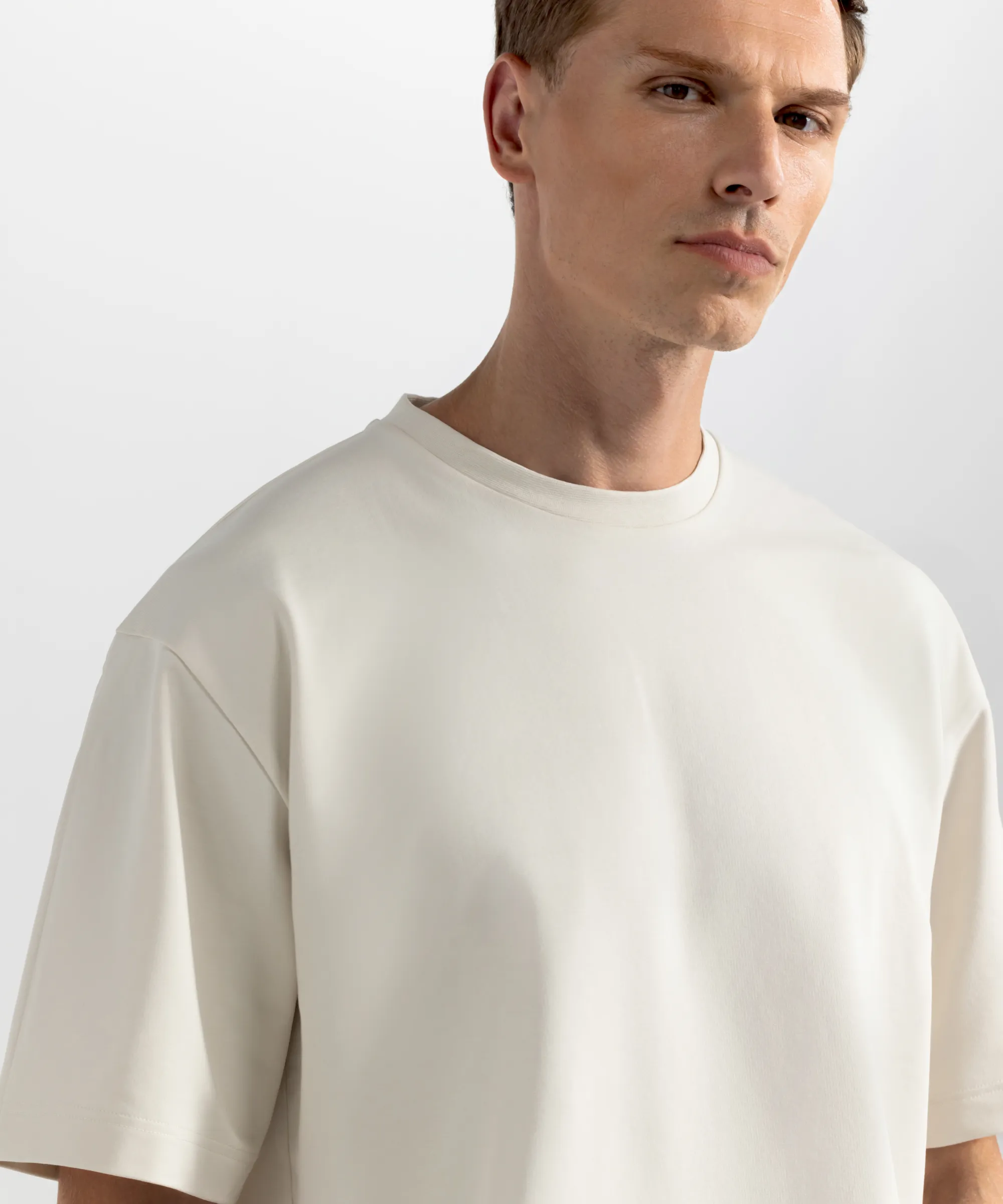 TS 01 Essence Oversized Lightweight Off White
