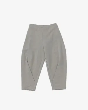 Tucked-in Pegged Pants