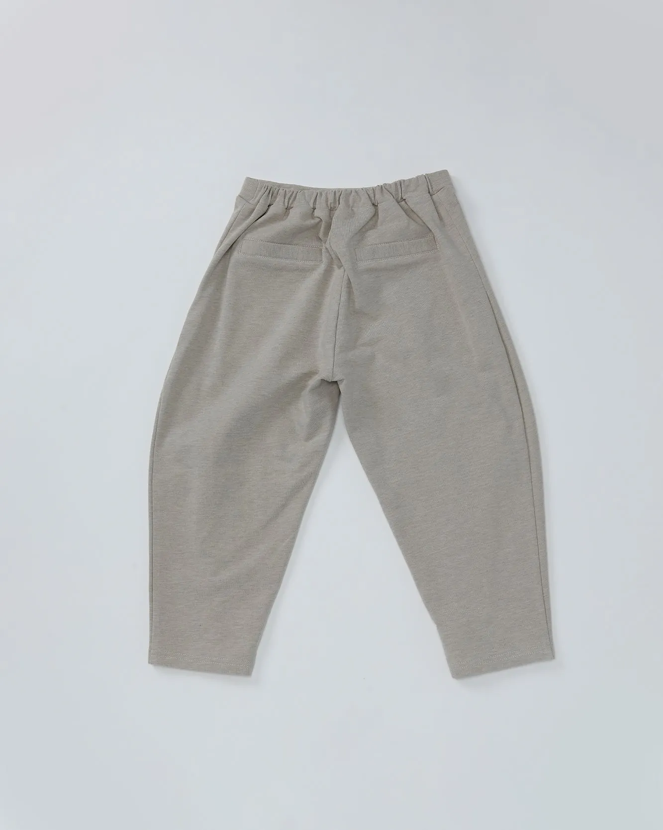 Tucked-in Pegged Pants