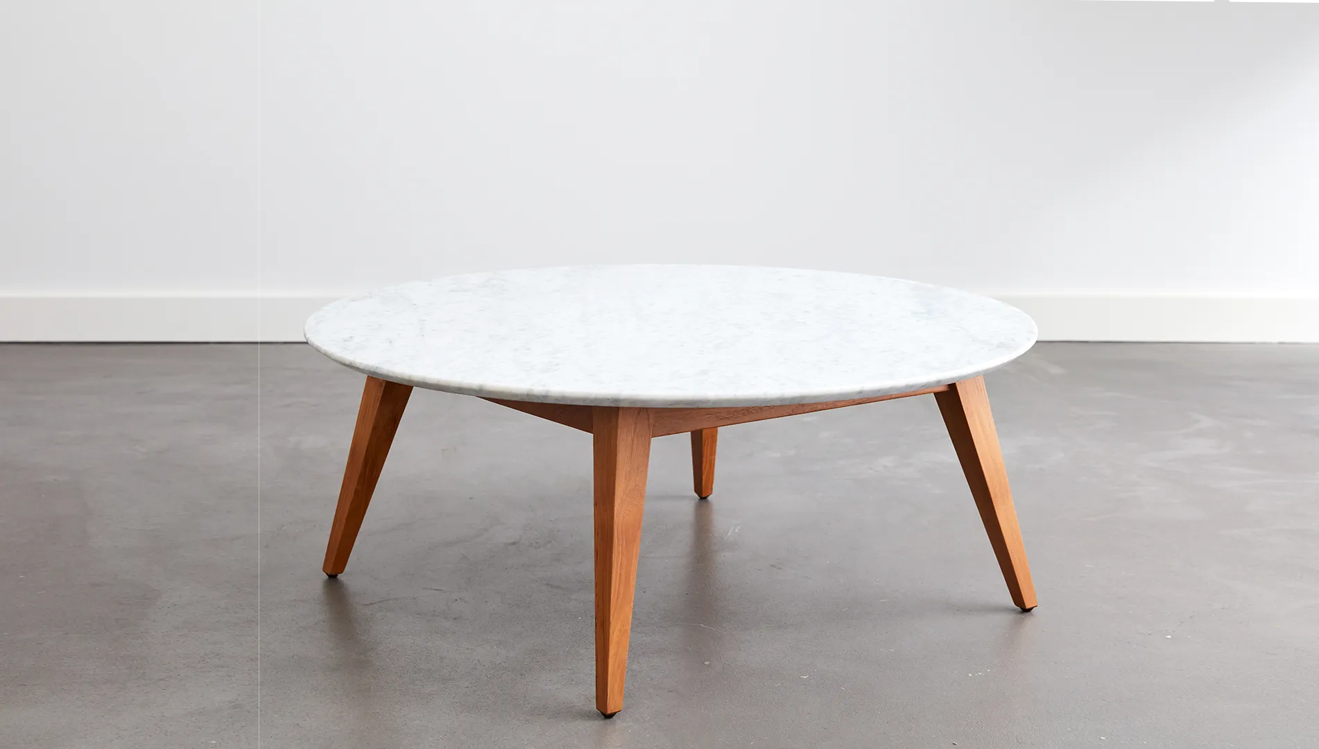 Vinny Coffee Table Round