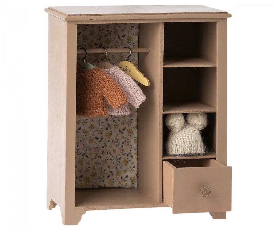 Wardrobe, Large