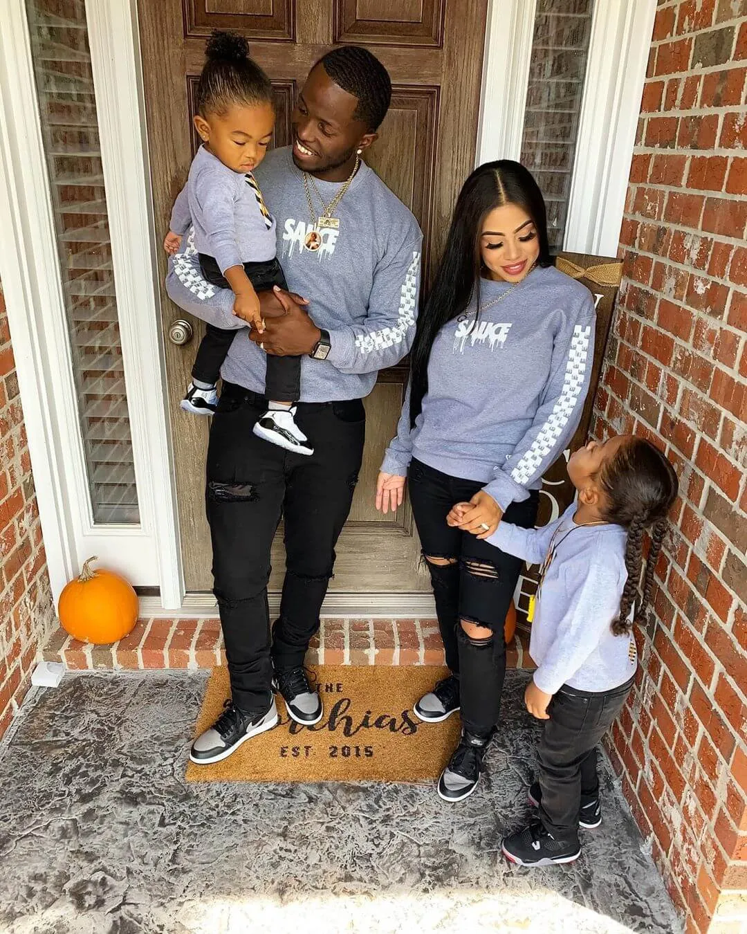 White Sauce (S) | Heather Gray Long Sleeve Tee (Solid Checkered Drippin Sleeve)