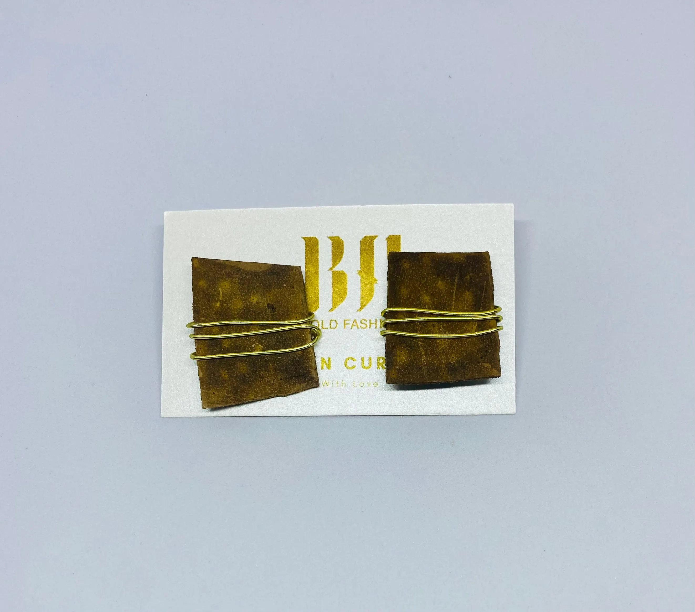 Wired Calabash Studs