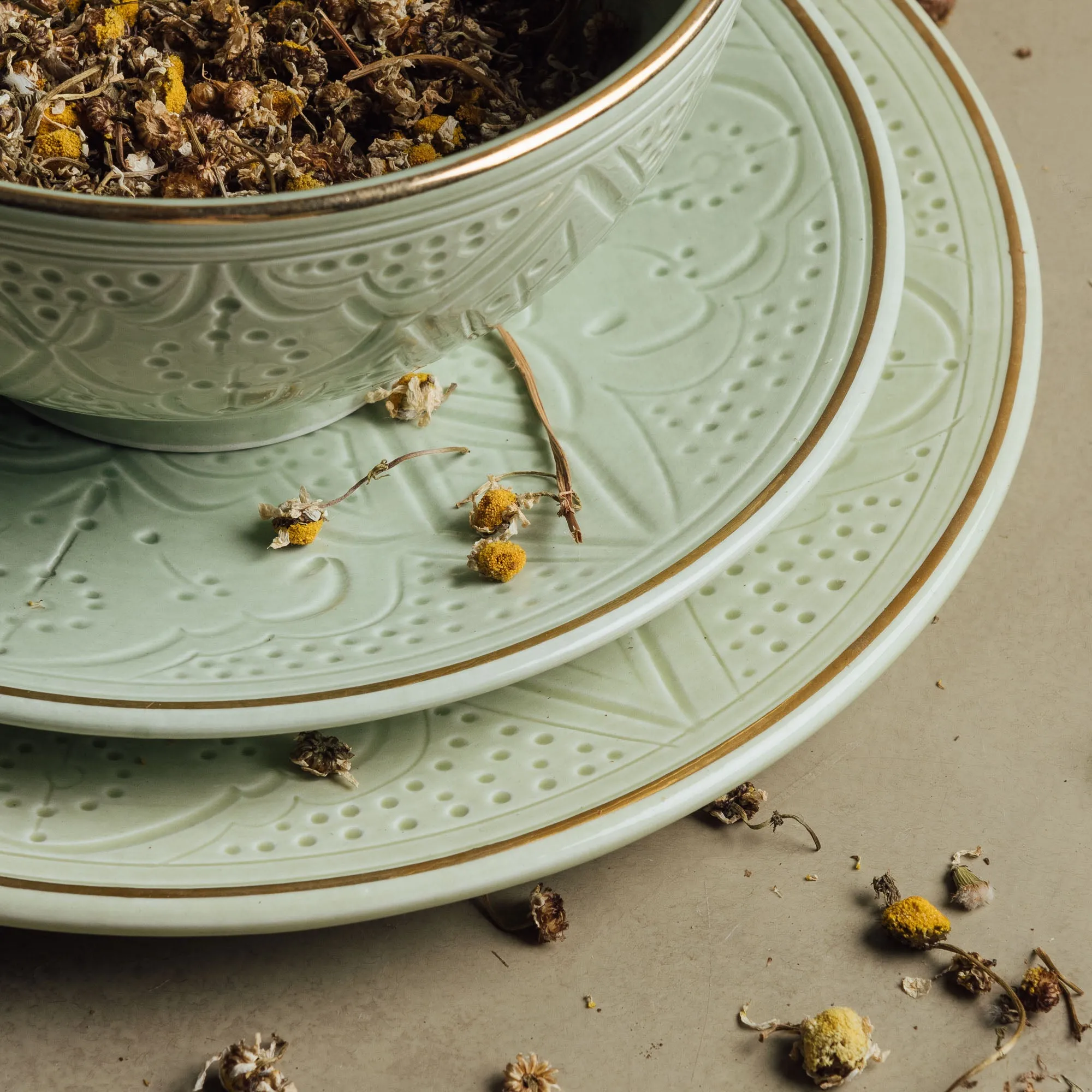 Zagora Green - Moroccan Dinnerware Set Adorned with 12 Carat Gold Accents