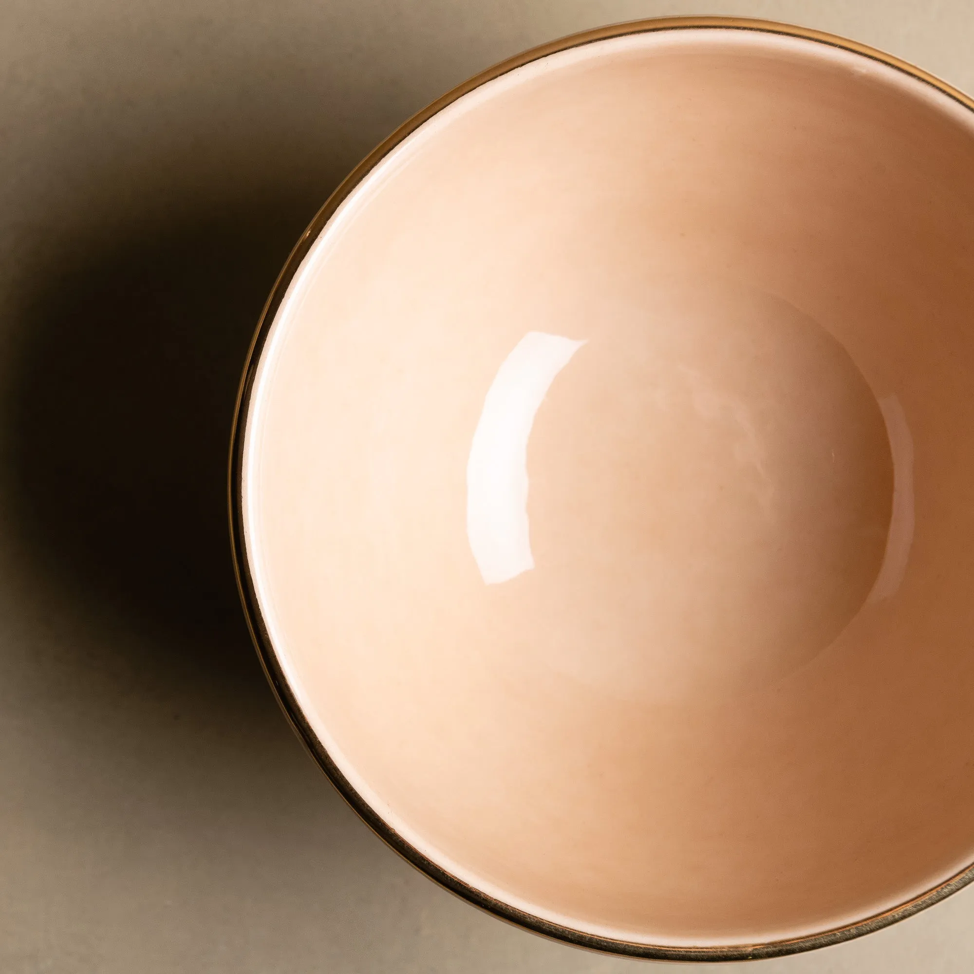 Zagora Sand Bowl - Moroccan Dinnerware Adorned with 12 Carat Gold Accents