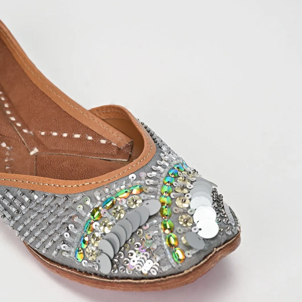 Zeina Embellished Juttis